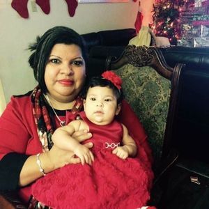 Meet your Posher, Claudia